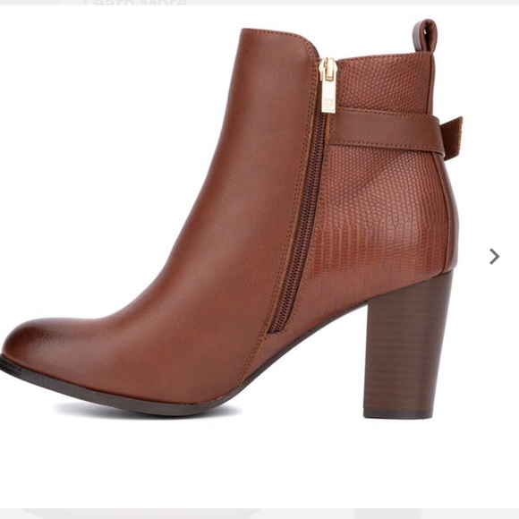 NWT Andra Bootie - Picture 6 of 9